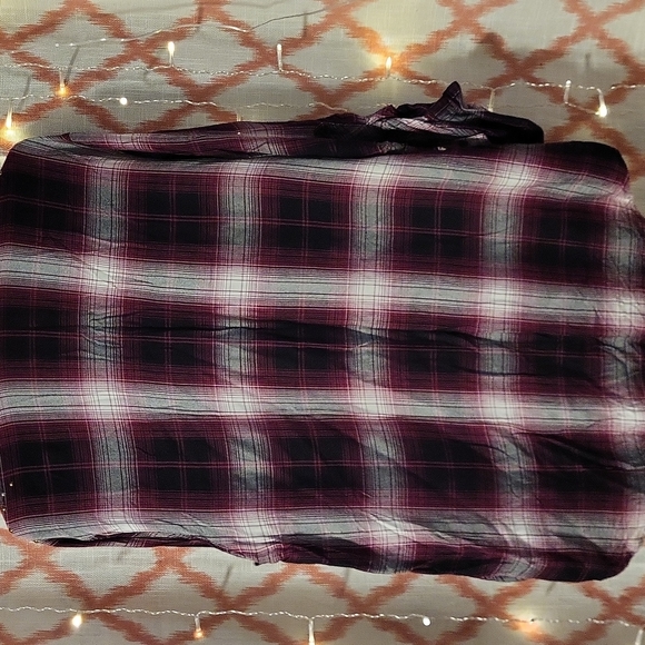 Women's Flannel - Picture 4 of 4